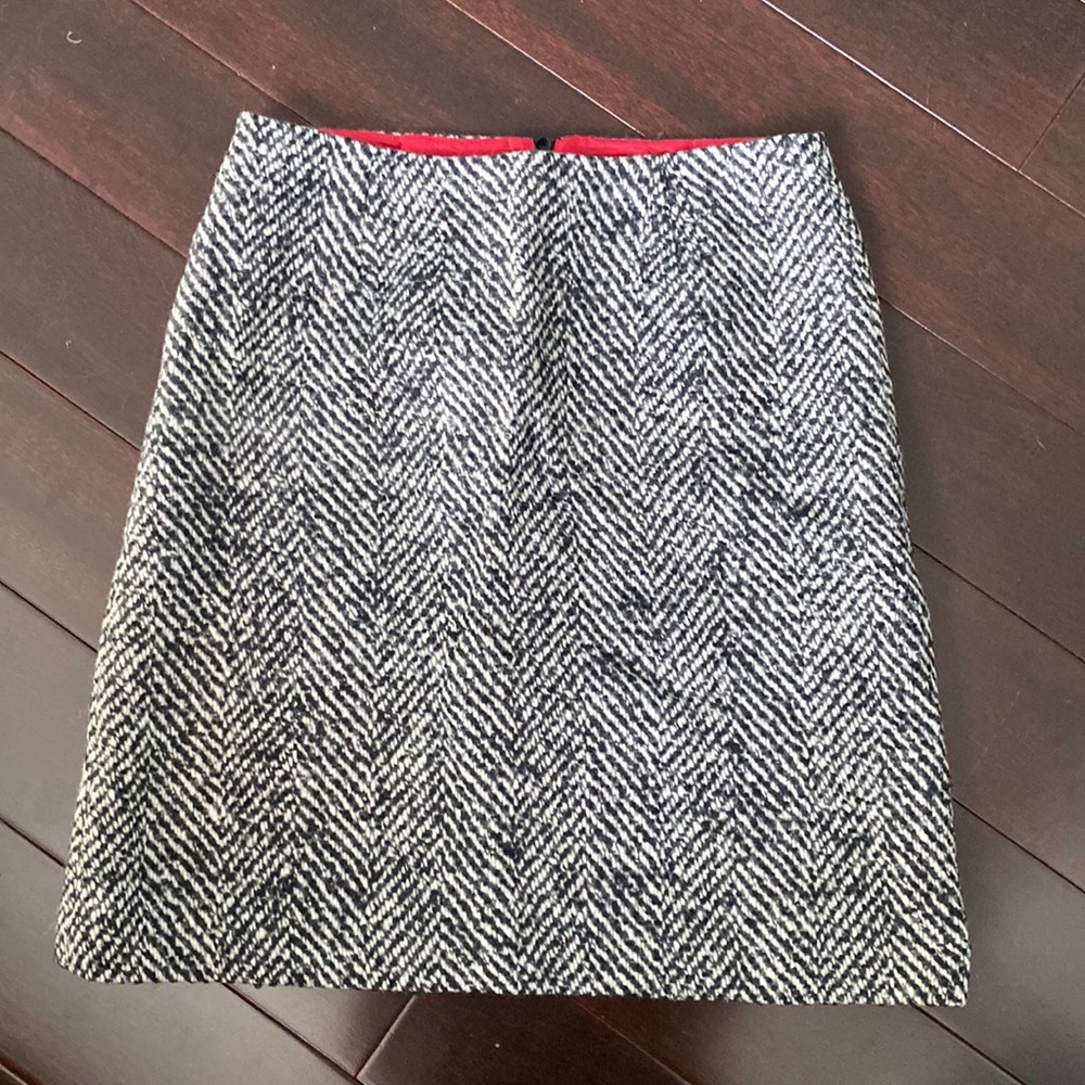Trina Turk tweed skirt size 0